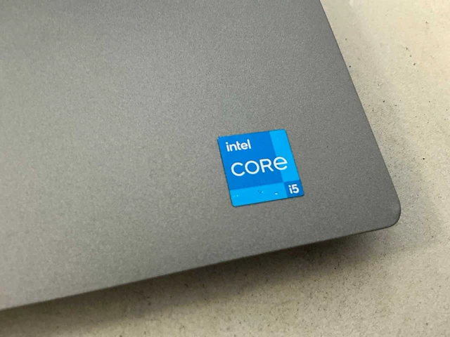 Dell latitude 5430 laptop - afbeelding 3 van  8