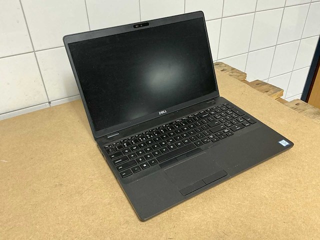 Dell latitude 5500 - i5-8365u laptop - afbeelding 1 van  4