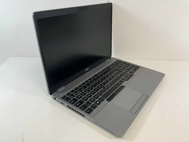 Dell latitude 5510 15.5", core (tm) i5 10th gen, 16 gb ram, 256 gb nvme laptop - afbeelding 2 van  8
