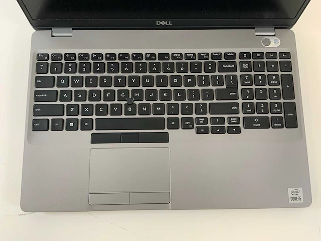 Dell latitude 5510 15.5", core(tm) i5 10th gen, 16 gb ram, 500 gb nvme laptop - afbeelding 4 van  7