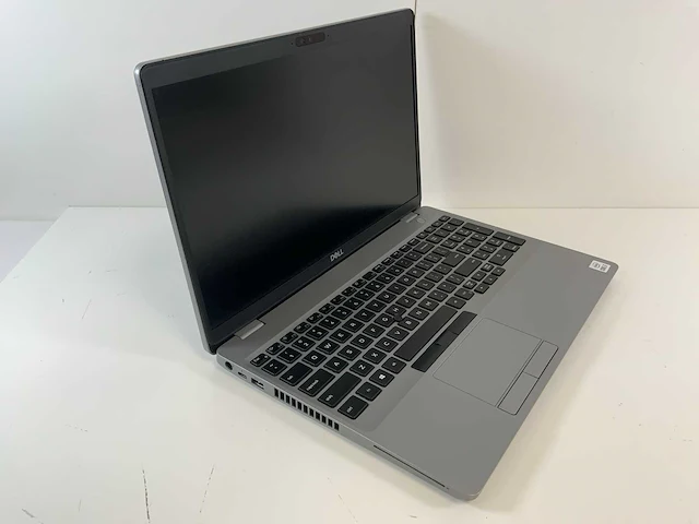 Dell latitude 5510 15.5", core(tm) i7 10th gen, 16 gb ram, 1 tb nvme laptop - afbeelding 2 van  7