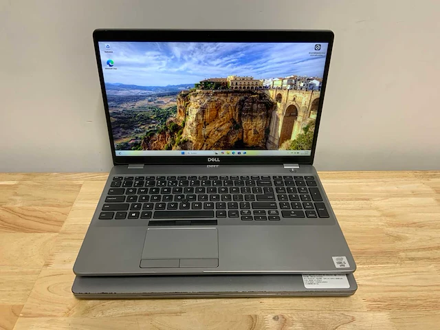 Dell latitude 5510 laptop (2x) - afbeelding 8 van  14