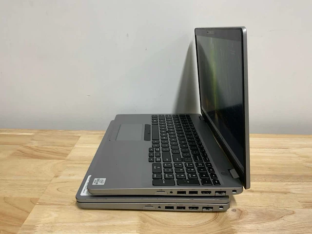 Dell latitude 5510 laptop (2x) - afbeelding 6 van  10