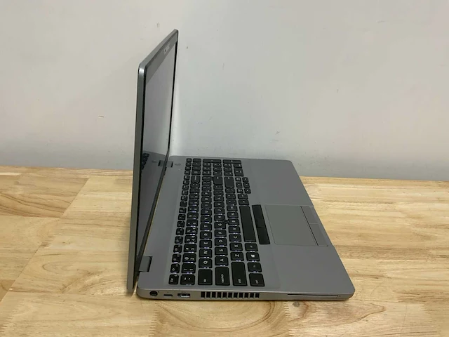 Dell latitude 5510 laptop - afbeelding 4 van  9