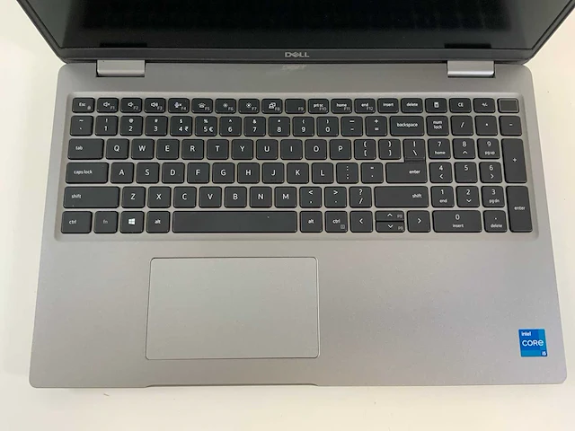 Dell latitude 5520 15.5", core(tm) i5 11th gen, 16 gb ram, 1 tb nvme laptop - afbeelding 4 van  7