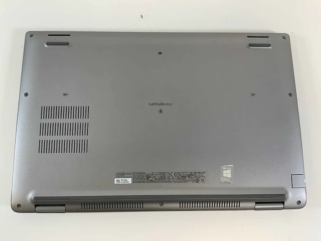 Dell latitude 5520 15.5", core(tm) i5 11th gen, 16 gb ram, 1 tb nvme laptop - afbeelding 6 van  7