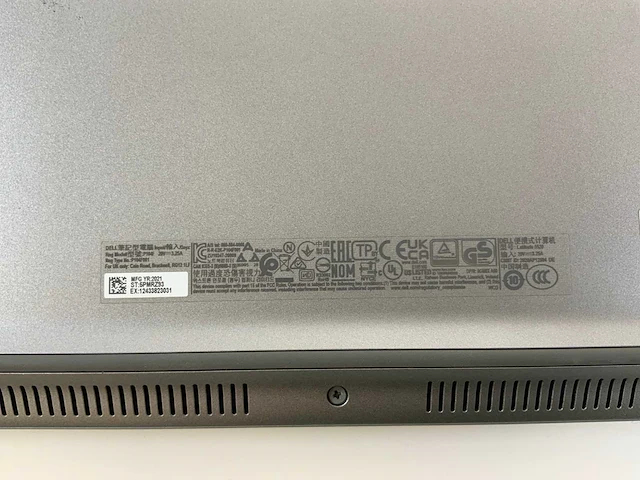 Dell latitude 5520 15.5", core(tm) i5 11th gen, 16 gb ram, 1 tb nvme laptop - afbeelding 7 van  7