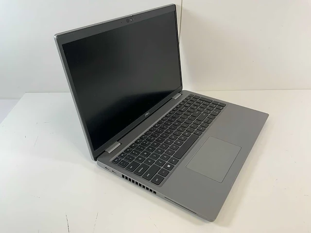 Dell latitude 5520 15.5", core(tm) i5 11th gen, 16 gb ram, 1 tb nvme laptop - afbeelding 2 van  7