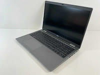 Dell latitude 5520 15.5", core(tm) i5 11th gen, 16 gb ram, 1 tb nvme laptop - afbeelding 3 van  7