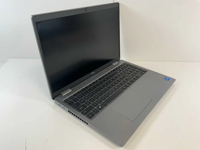 Dell latitude 5520 15.5", core(tm) i7 11th gen, 16 gb ram, 1 tb nvme laptop - afbeelding 2 van  7