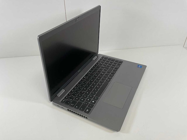 Dell latitude 5520 15.5”, core(tm) i7 11th gen, 16 gb ram, 1 tb nvme laptop - afbeelding 2 van  7