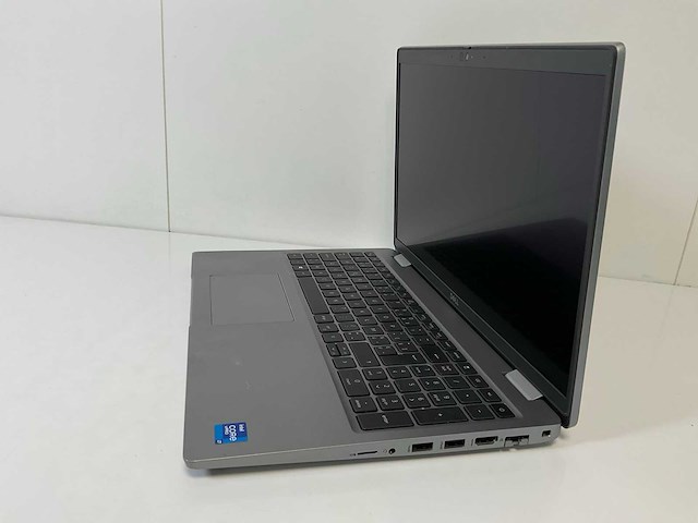 Dell latitude 5520 15.5”, core(tm) i7 11th gen, 16 gb ram, 512 gb nvme laptop - afbeelding 3 van  7