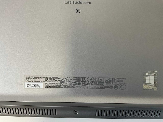 Dell latitude 5520 15.5”, core(tm) i7 11th gen, 16 gb ram, 512 gb nvme laptop - afbeelding 7 van  7