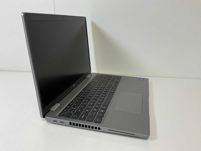 Dell latitude 5520 15.5”, core(tm) i7 11th gen, 16 gb ram, 512 gb nvme laptop - afbeelding 2 van  7