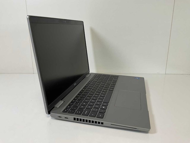 Dell latitude 5520 15.5”, core(tm) i7 11th gen, 16 gb ram, 512 gb nvme laptop - afbeelding 2 van  7