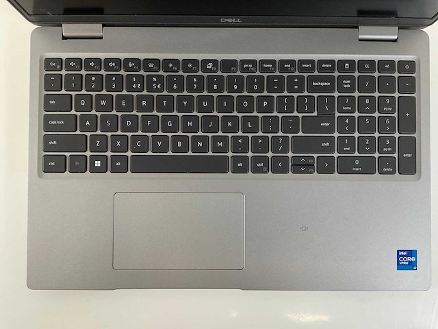 Dell latitude 5520 15.5”, core(tm) i7 11th gen, 16 gb ram, 512 gb nvme laptop - afbeelding 4 van  7