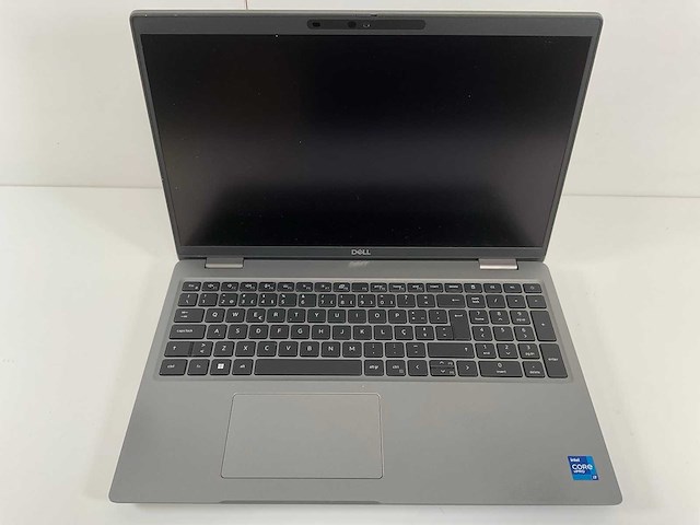 Dell latitude 5520 15.5”, core(tm) i7 11th gen, 16 gb ram, 512 gb nvme laptop - afbeelding 1 van  7