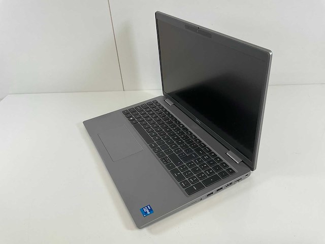 Dell latitude 5520 15.5”, core(tm) i7 11th gen, 16 gb ram, 512 gb nvme laptop - afbeelding 3 van  7