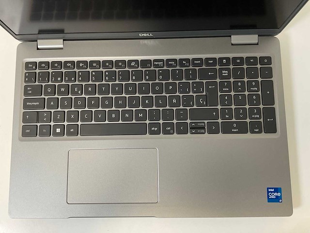 Dell latitude 5520 15.5”, core(tm) i7 11th gen, 32 gb ram, 512 gb nvme laptop - afbeelding 4 van  7