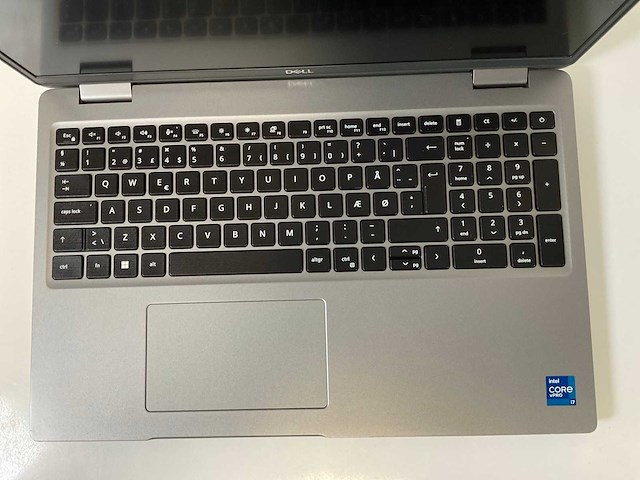 Dell latitude 5520 15.5”, core(tm) i7 11th gen, 32 gb ram, 512 gb nvme laptop - afbeelding 4 van  7