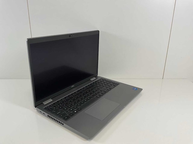 Dell latitude 5520 15.5”, core(tm) i7 11th gen, 32 gb ram, 512 gb nvme laptop - afbeelding 2 van  7