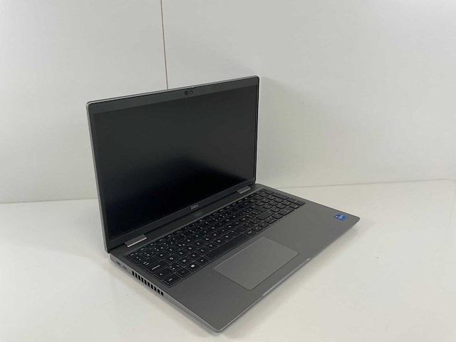 Dell latitude 5520 15.5”, core(tm) i7 11th gen, 32 gb ram, 512 gb nvme laptop - afbeelding 2 van  7
