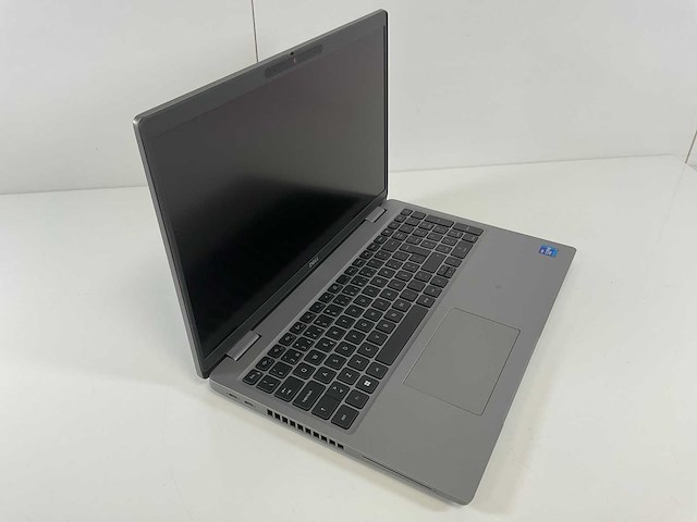 Dell latitude 5520 15.5”, core(tm) i7 11th gen, 32 gb ram, 512 gb nvme laptop - afbeelding 2 van  7