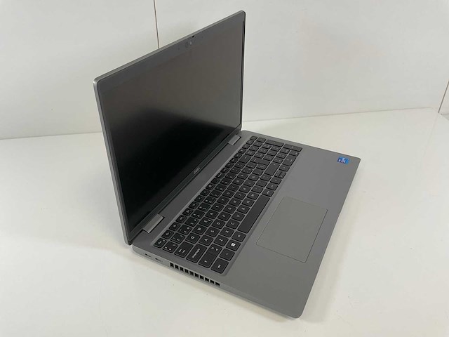 Dell latitude 5520 15.5”, core(tm) i7 11th gen, 32 gb ram, 512 gb nvme laptop - afbeelding 2 van  7