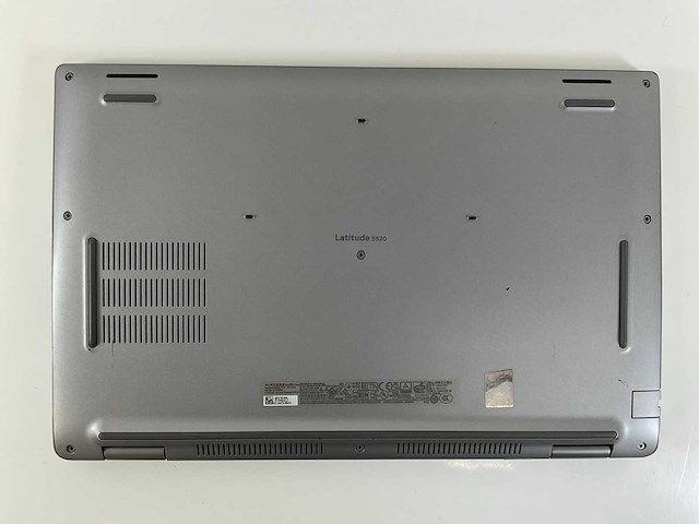 Dell latitude 5520 15.5”, core(tm) i7 11th gen, 32 gb ram, 512 gb nvme, nvidia geforce mx450 2 gb laptop - afbeelding 6 van  7