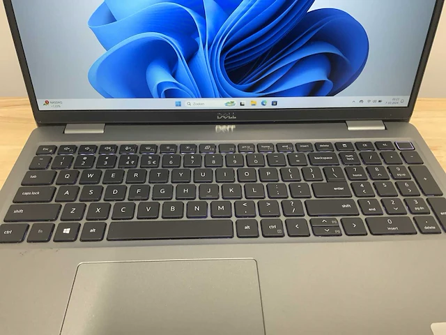 Dell latitude 5520 (i5-gen11) laptop - afbeelding 2 van  9