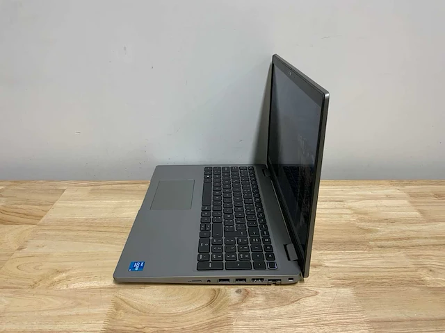 Dell latitude 5520 laptop - afbeelding 5 van  7