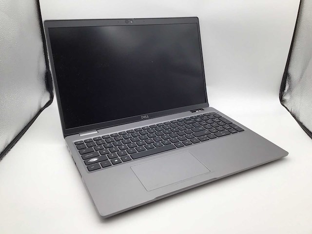 Dell latitude 5520 laptop - afbeelding 1 van  9