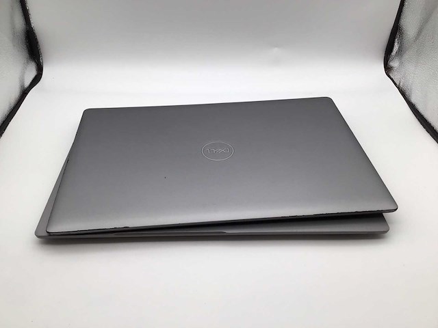 Dell latitude 5520 laptop - afbeelding 5 van  9
