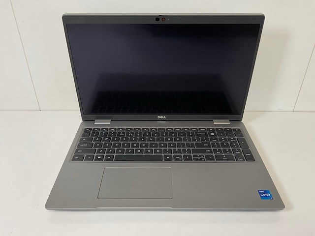 Dell latitude 5521 15.5”, core(tm) i7 11th gen, 32 gb ram, 512 gb nvme, nvidia geforce mx450 2 gb laptop - afbeelding 1 van  8