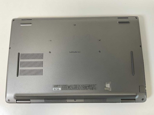 Dell latitude 5521 15.5”, core(tm) i7 11th gen, 32 gb ram, 512 gb nvme, nvidia geforce mx450 2 gb laptop - afbeelding 7 van  8