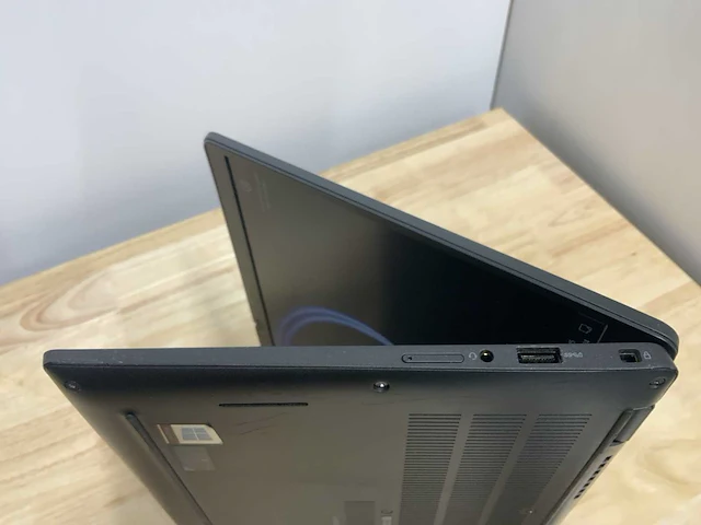 Dell latitude 7310 laptop - afbeelding 6 van  7