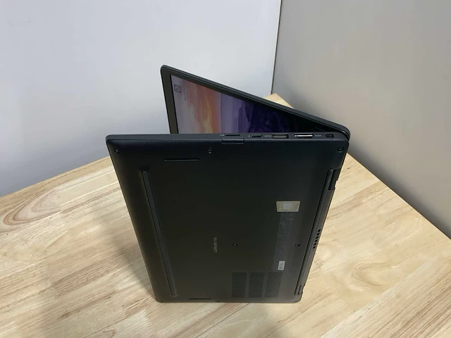 Dell latitude 7320 laptop - afbeelding 6 van  8