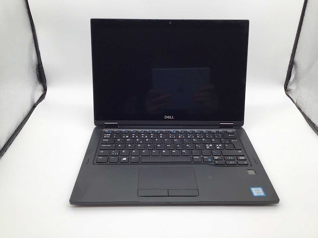Dell latitude 7390 2-in-1 touch laptop - afbeelding 2 van  9