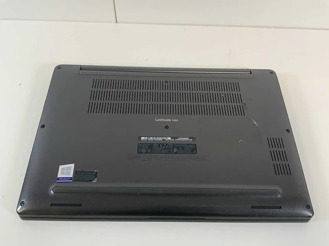 Dell latitude 7400 14", core(tm) i7 8th gen, 16 gb ram, 256 gb nvme laptop - afbeelding 6 van  6