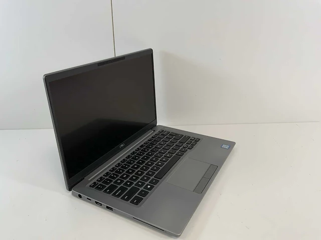 Dell latitude 7400 14", core(tm) i7 8th gen, 16 gb ram, 512 gb nvme laptop - afbeelding 2 van  7