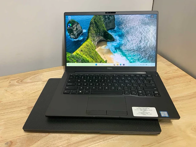 Dell latitude 7400 laptop (2x) - afbeelding 1 van  7