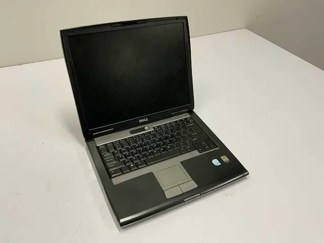 Dell latitude d520 laptop - afbeelding 3 van  7