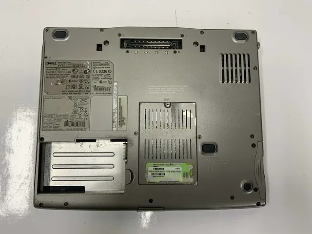 Dell latitude d520 laptop - afbeelding 7 van  7
