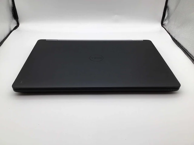 Dell latitude e5570 laptop - afbeelding 3 van  8