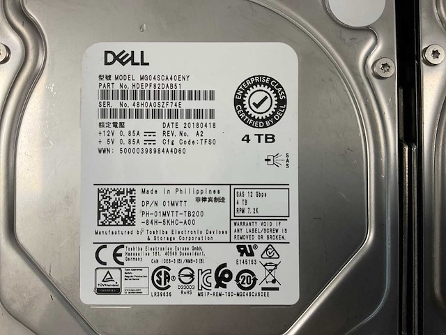 Dell (md3460/e08j) 16x 4 tb sas(mg03sca400) - 8x 3 tb sas(st3000nm0023) - 9x 4 tb sas(mg04sca40eny) - 1x 4 tb sas(st4000nm0295) - 8x 4 tb sas(mg04sca40en) - 17x 6 tb sas(mg04sca60ee) - 1x 4 tb sas(st4000nm0025) disk array enclosure - afbeelding 5 van  20