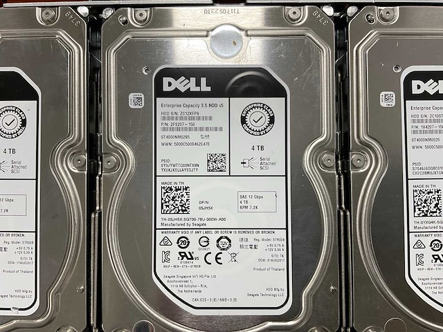 Dell (md3460/e08j) 39 x 4 tb sas(st4000nm0295) - 11x 4 tb sas(st4000nm0025) - 2x 4 tb sas(mg04sca40en) disk array enclosure - afbeelding 5 van  18