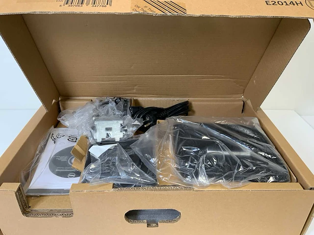 Dell mix model monitors - check description (3x) - afbeelding 4 van  24
