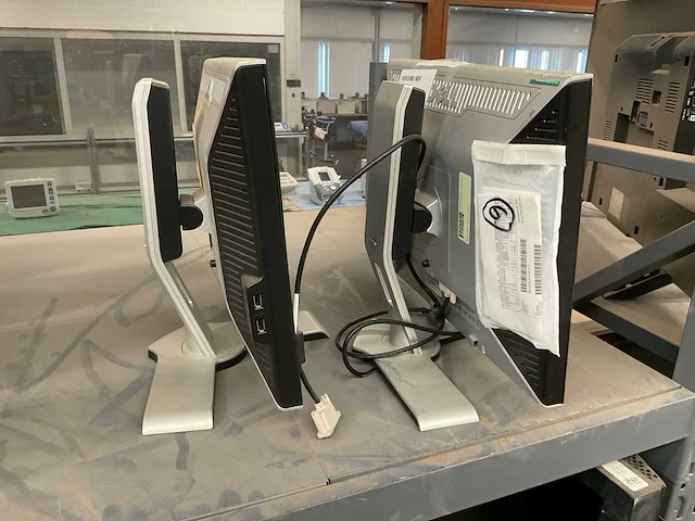 Dell monitor (2x) - afbeelding 2 van  6
