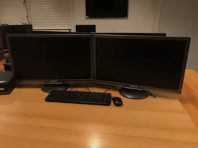 Dell optiplex 3020 desktop met 2 monitoren - afbeelding 5 van  6