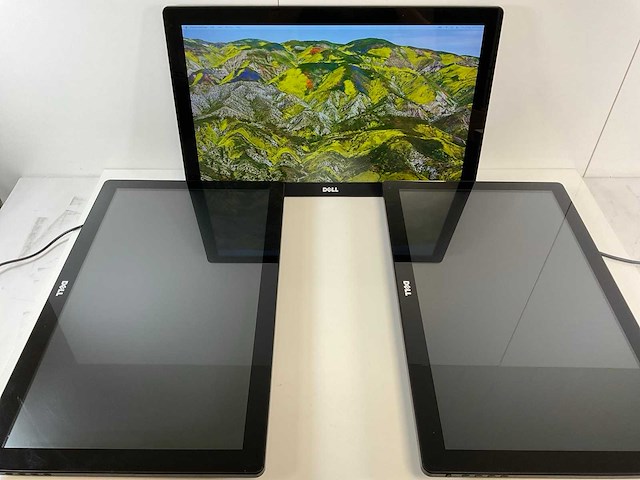 Dell (p2314t) 23”, 1920x1080 (fhd) ips touchscreen monitors (3x) - afbeelding 1 van  6